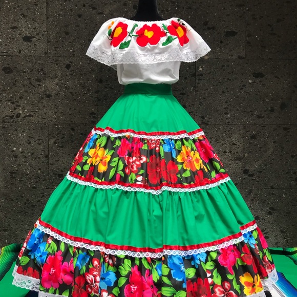 Mexican green with flowered style Jalisco - Picture 2 of 6